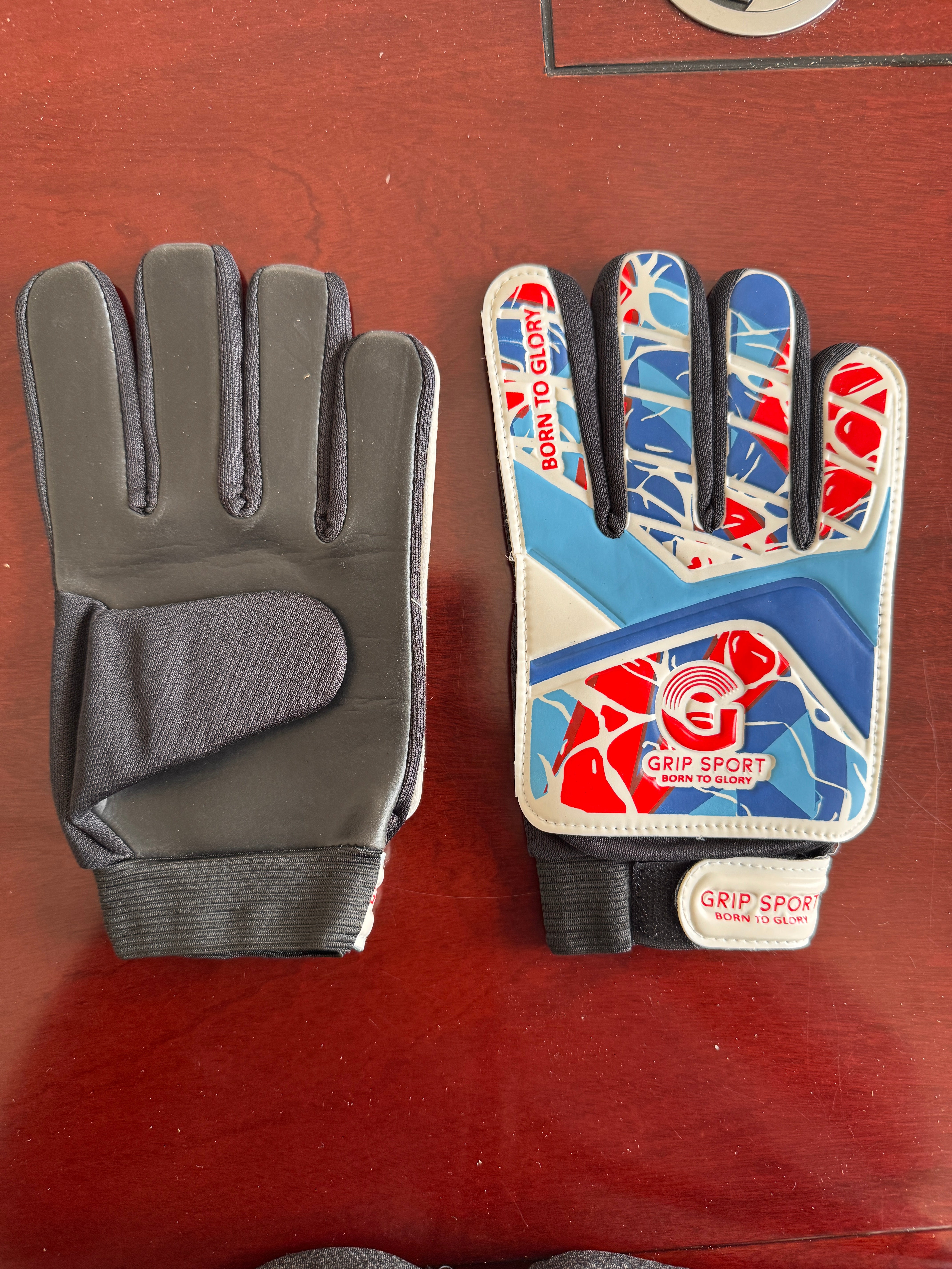 Grip Kids Goalkeeper Gloves (SPIDER)