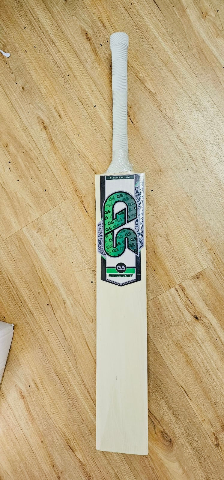 GS GREEN MACHINE INDOOR CRICKET BAT