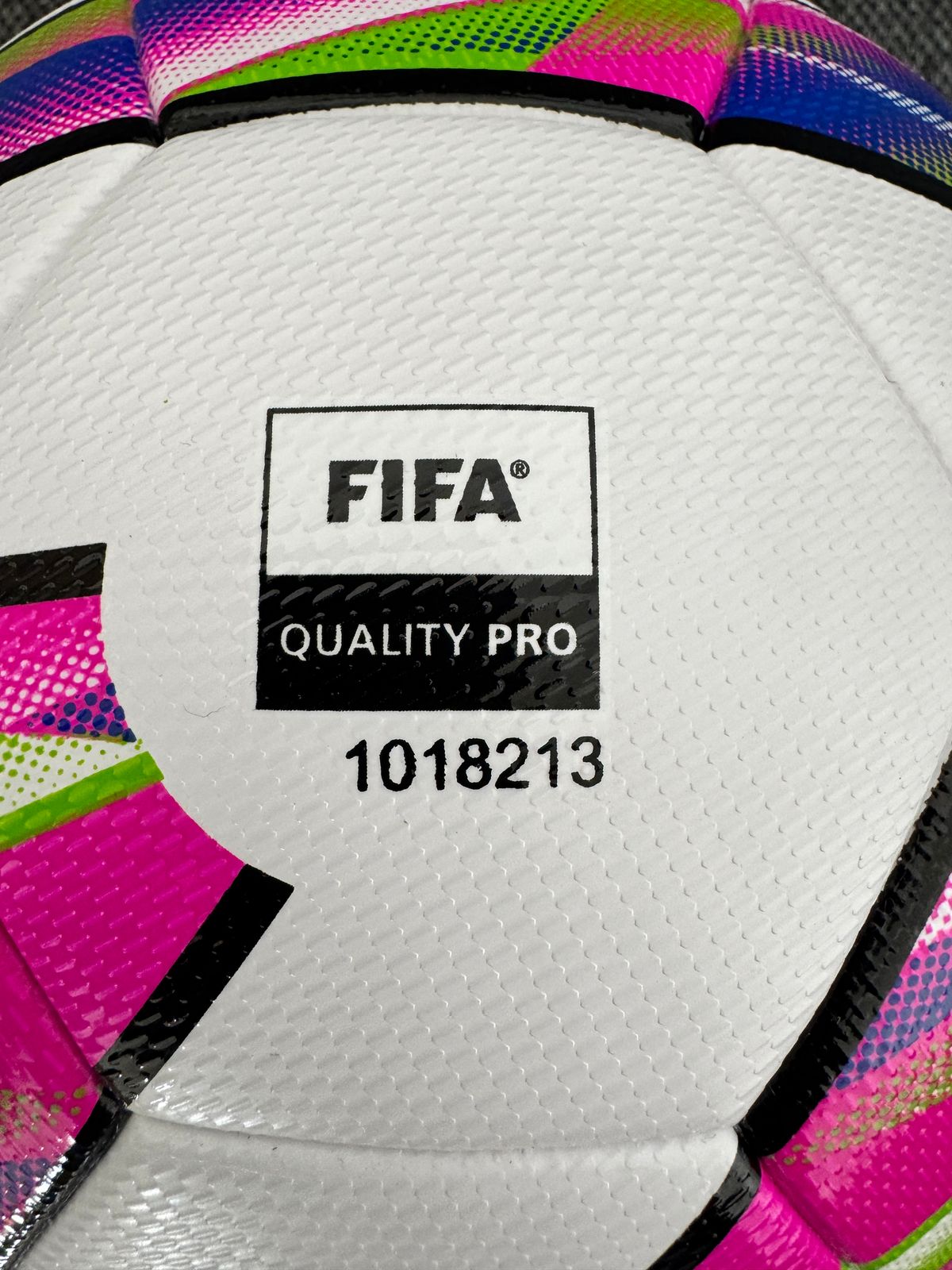 FIFA PRO OFFICIAL Glory Thermo Soccerball | Size 5